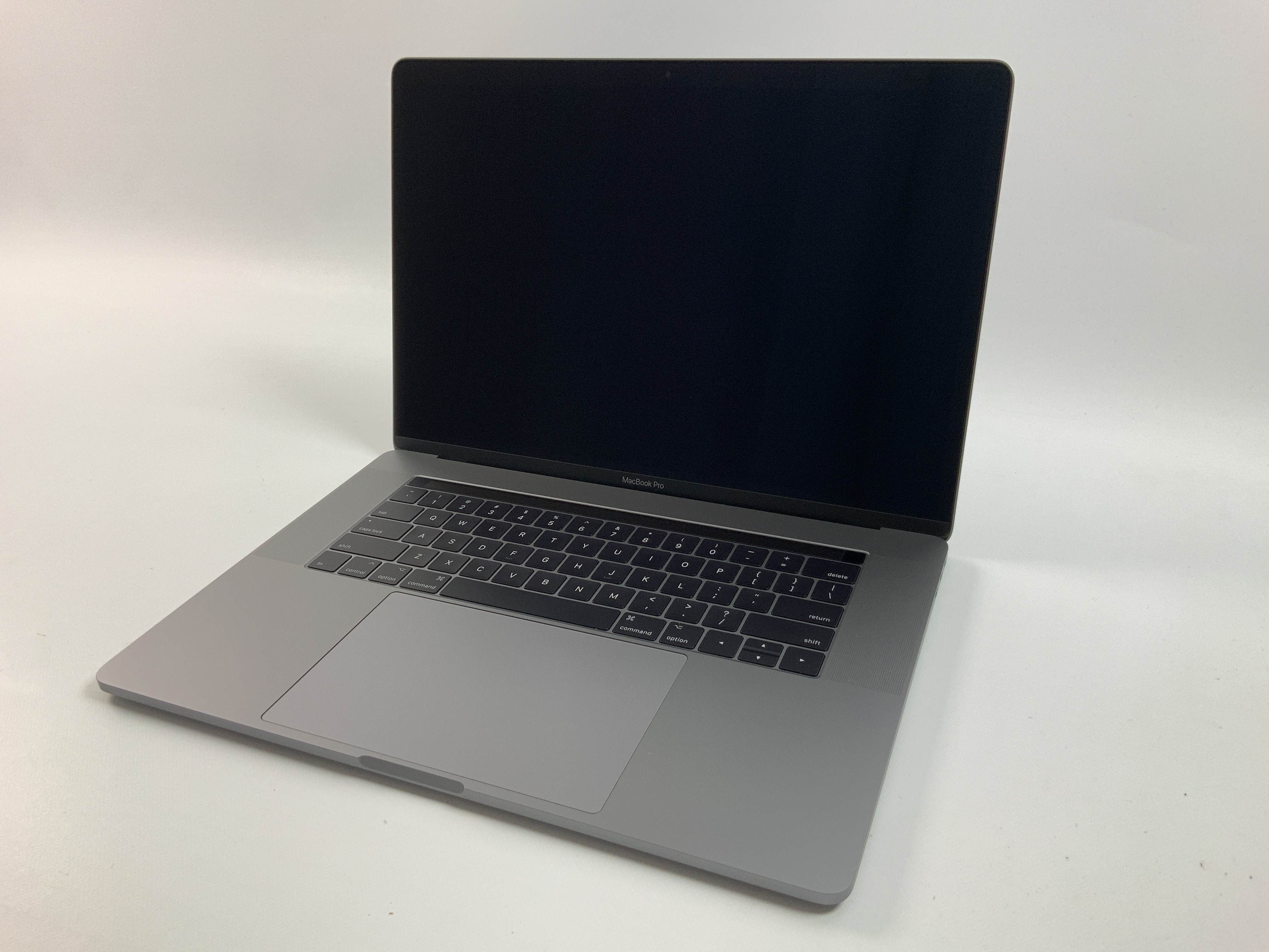 MacBook Pro 15" Touch Bar Mid 2017 (Intel Quad-Core i7 2.8 GHz 16 GB RAM 512 GB SSD), Space Gray, Intel Quad-Core i7 2.8 GHz, 16 GB RAM, 512 GB SSD, obraz 1
